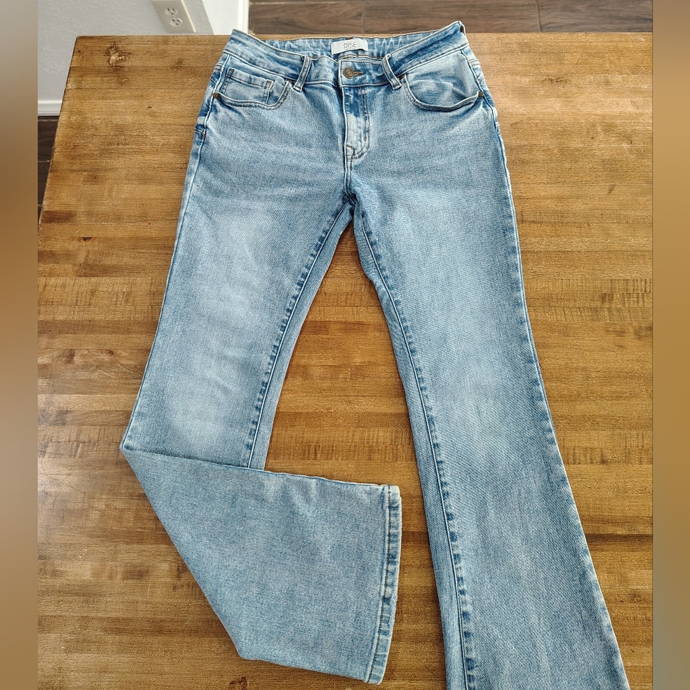 RISE SUPPLY CO. Mid Rise Light Wash Jeans - Classic Flare Size 9